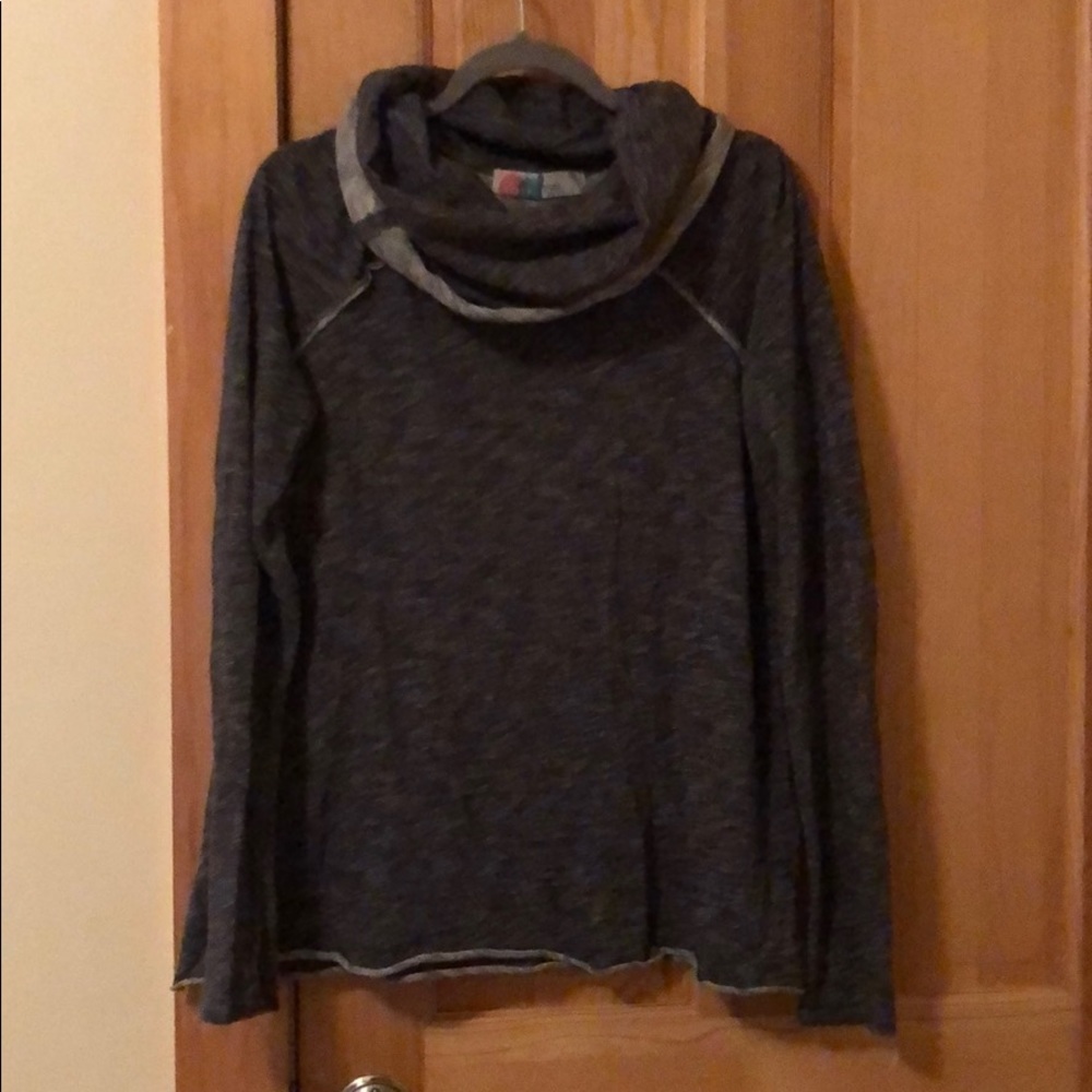 Free people gray turtleneck. XS